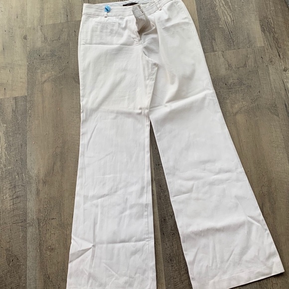BCBGMaxAzria Pants - White BCBG pants